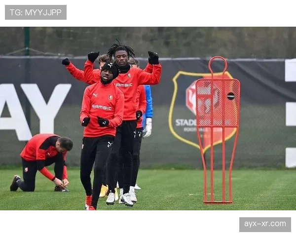 雷恩展现惊人比赛节奏,球迷期待新赛季持续高光表现 雷恩展现惊人比赛节奏,球迷期待新赛季持续高光表现