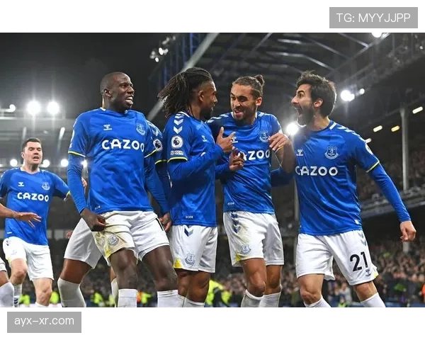 英超防守战术革新:团队协作重塑后防线竞争力 英超防守战术革新:团队协作重塑后防线竞争力