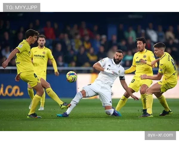 黄潜边路进攻战术持续升级，助力球队稳健取胜全取三分